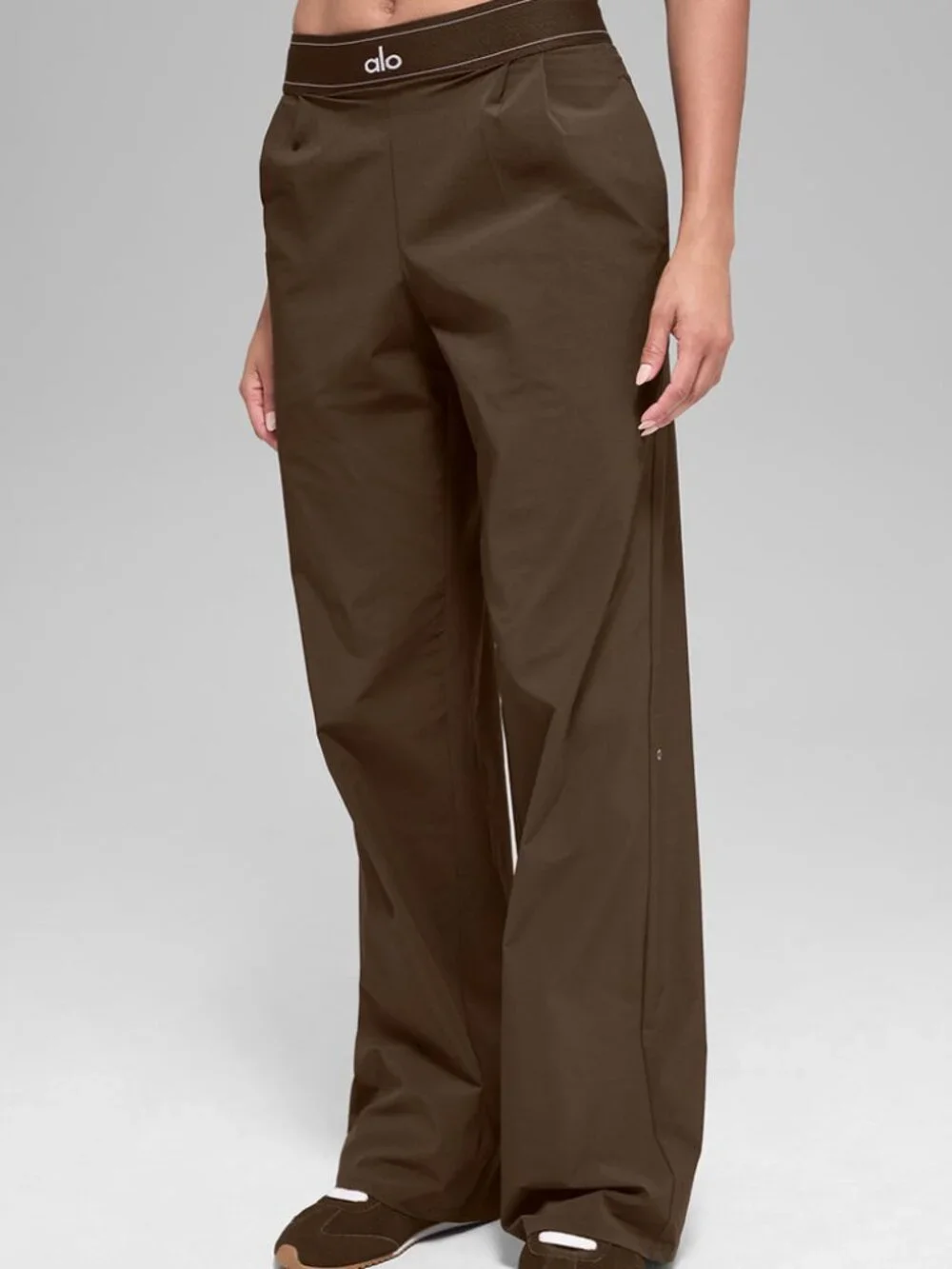 ALO Yoga 😉🤎 Coffee Brown Women's Straight Leg Pants (Regular) 30-inch Trouser
